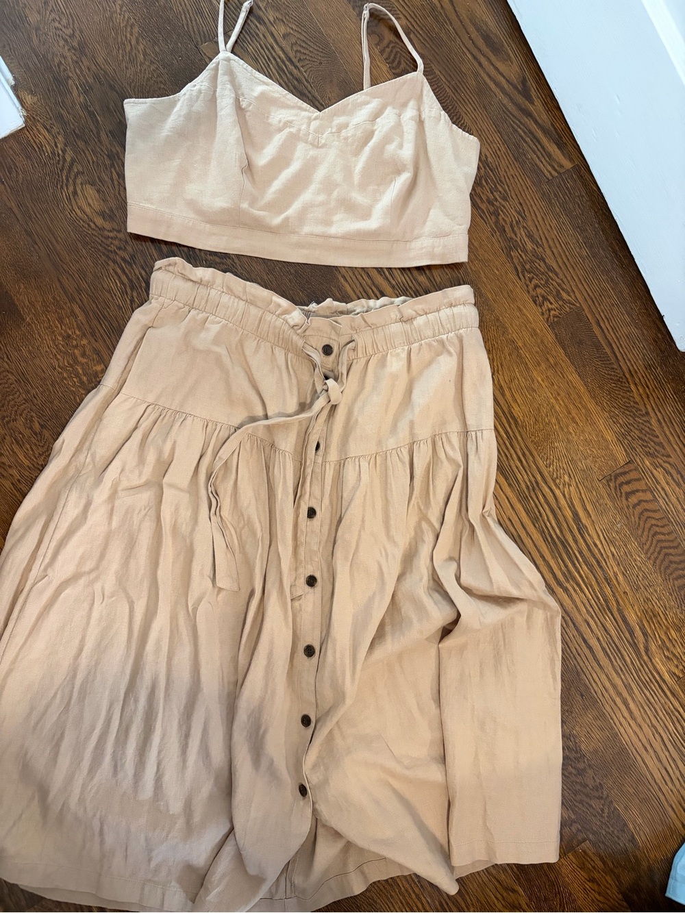Universal Thread Beige Two-Piece Crop Top & Button-Front Skirt Set